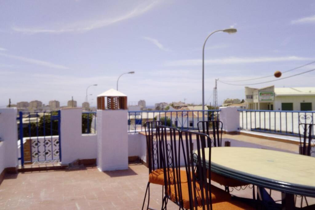 Fabulosa Casa De Vacaciones Junto Al Mar Torrox Exterior foto